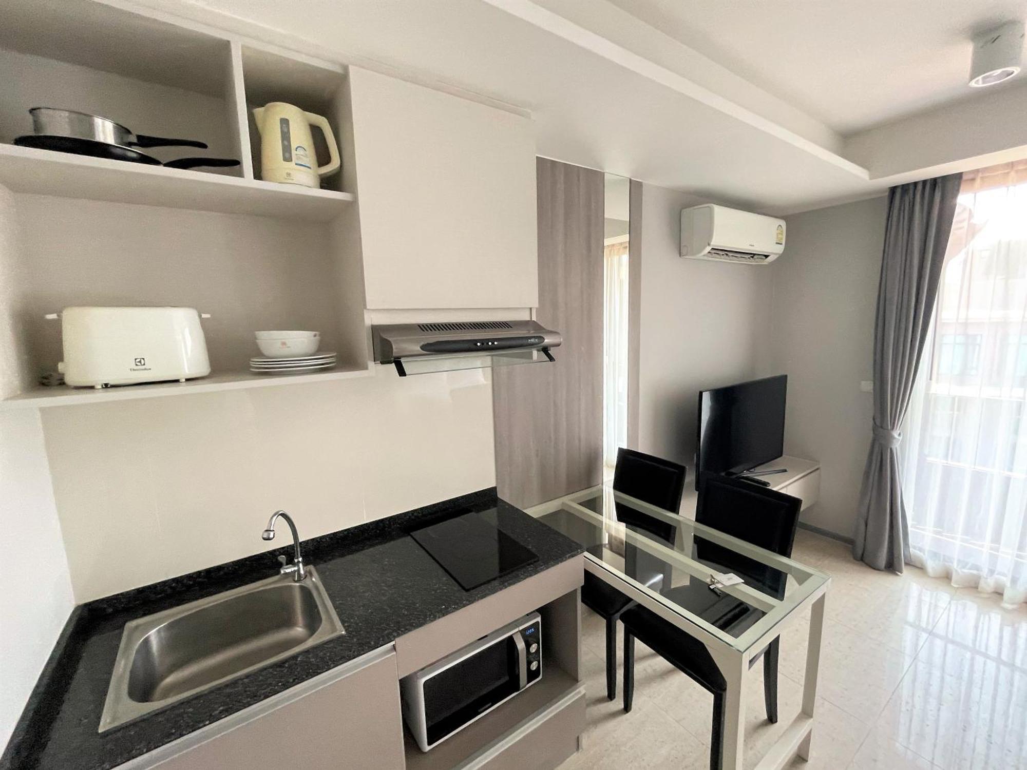 ุ6 อเวนิว สุรินทร์ บาย ลอฟตี้ Apartment หาดสุรินทร์ ห้อง รูปภาพ