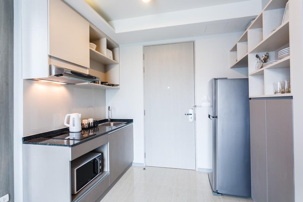 ุ6 อเวนิว สุรินทร์ บาย ลอฟตี้ Apartment หาดสุรินทร์ ภายนอก รูปภาพ