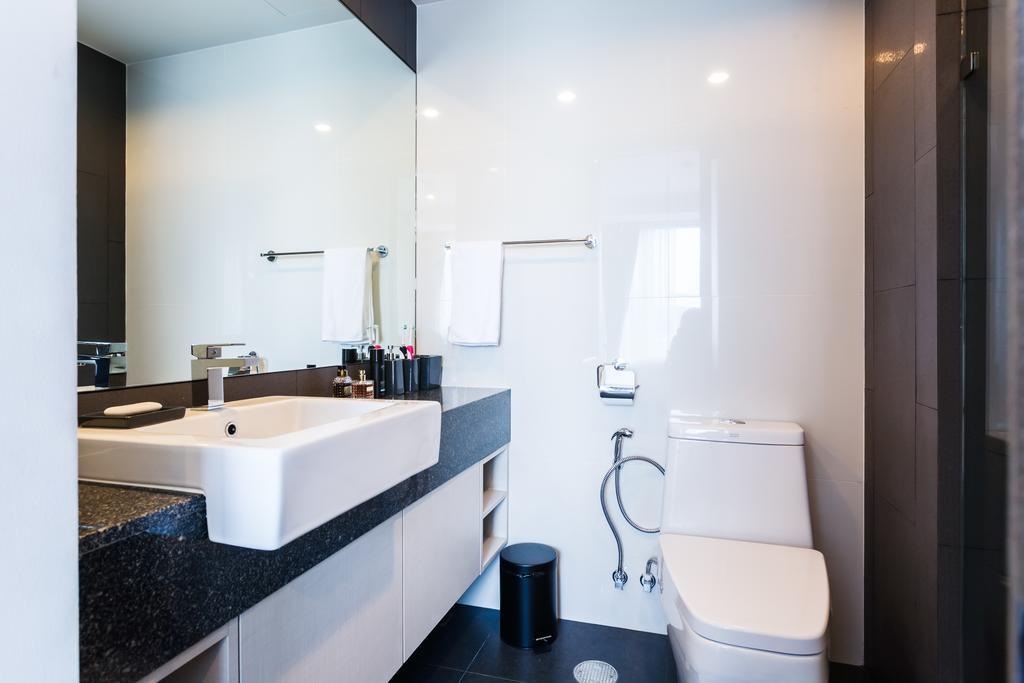 ุ6 อเวนิว สุรินทร์ บาย ลอฟตี้ Apartment หาดสุรินทร์ ภายนอก รูปภาพ