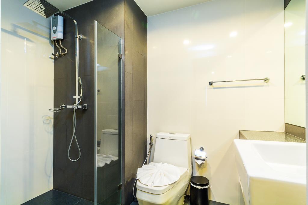 ุ6 อเวนิว สุรินทร์ บาย ลอฟตี้ Apartment หาดสุรินทร์ ภายนอก รูปภาพ