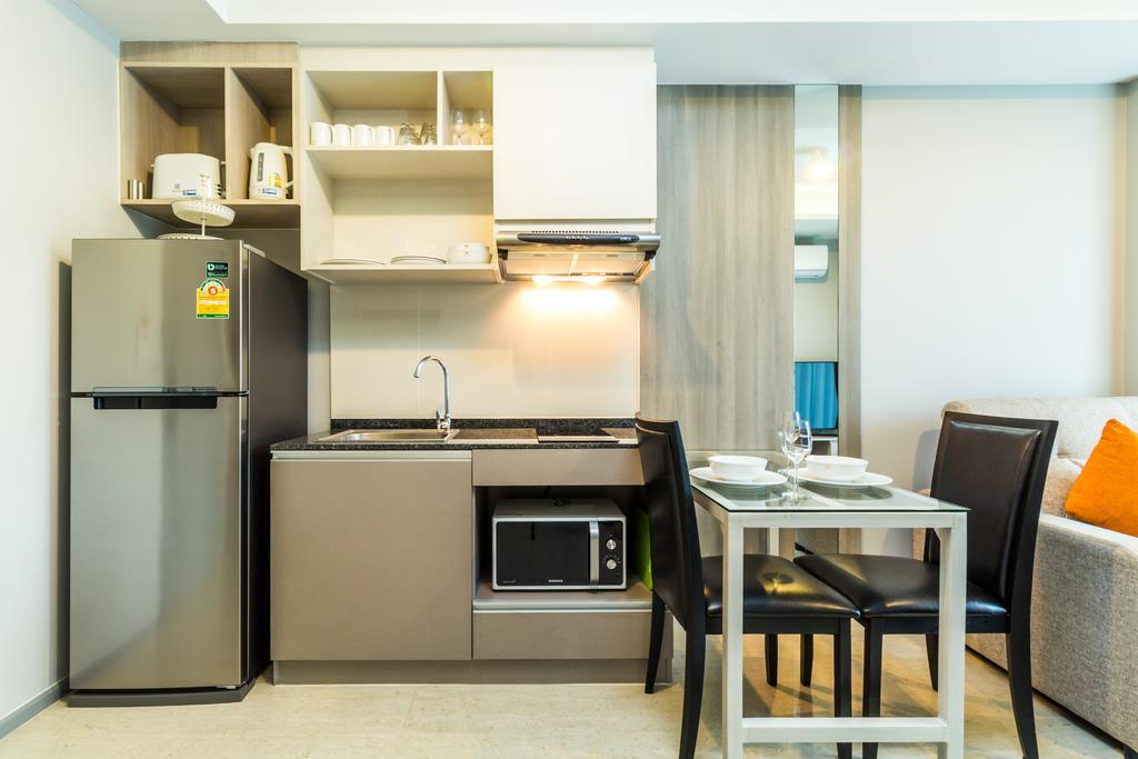 ุ6 อเวนิว สุรินทร์ บาย ลอฟตี้ Apartment หาดสุรินทร์ ภายนอก รูปภาพ