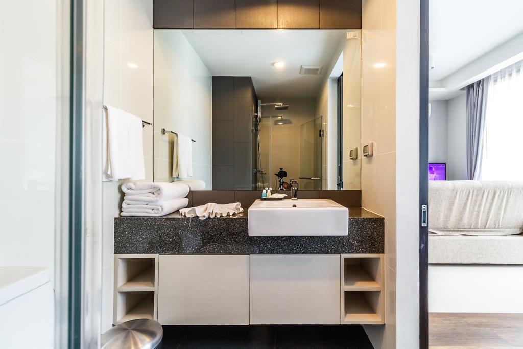 ุ6 อเวนิว สุรินทร์ บาย ลอฟตี้ Apartment หาดสุรินทร์ ภายนอก รูปภาพ