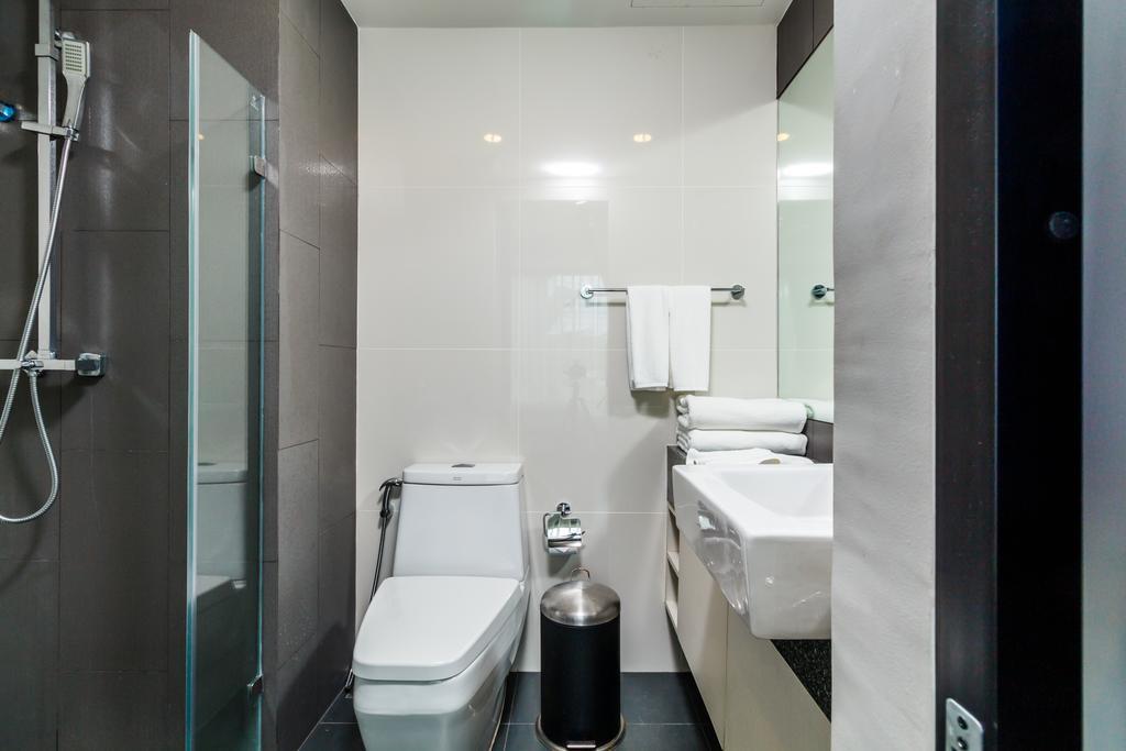ุ6 อเวนิว สุรินทร์ บาย ลอฟตี้ Apartment หาดสุรินทร์ ภายนอก รูปภาพ